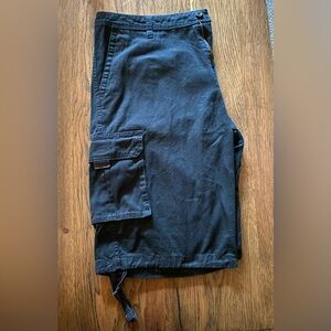 Men’s cargo shorts